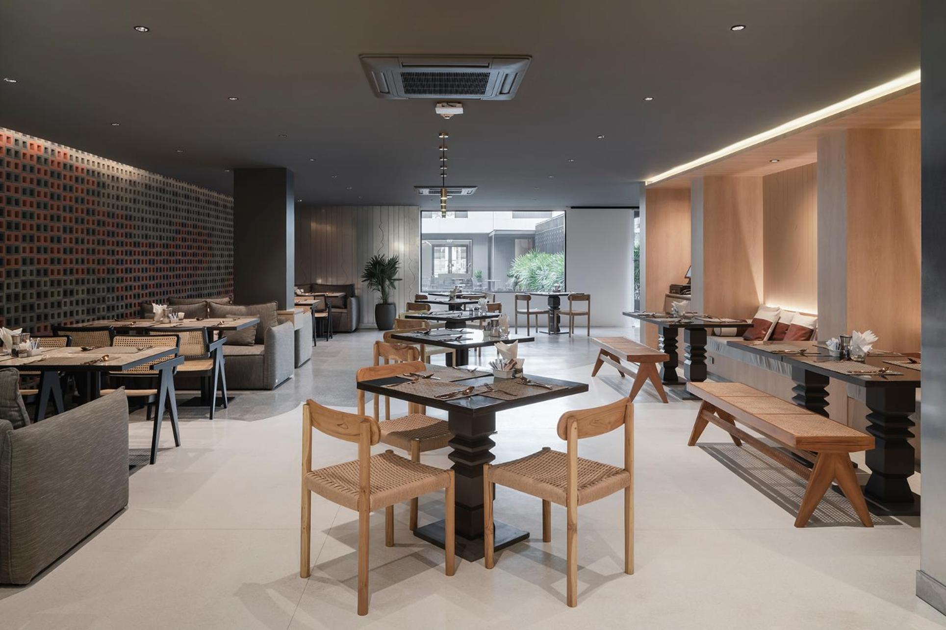 Lilit Bang Lumphu Hotel Bangkok Exterior photo